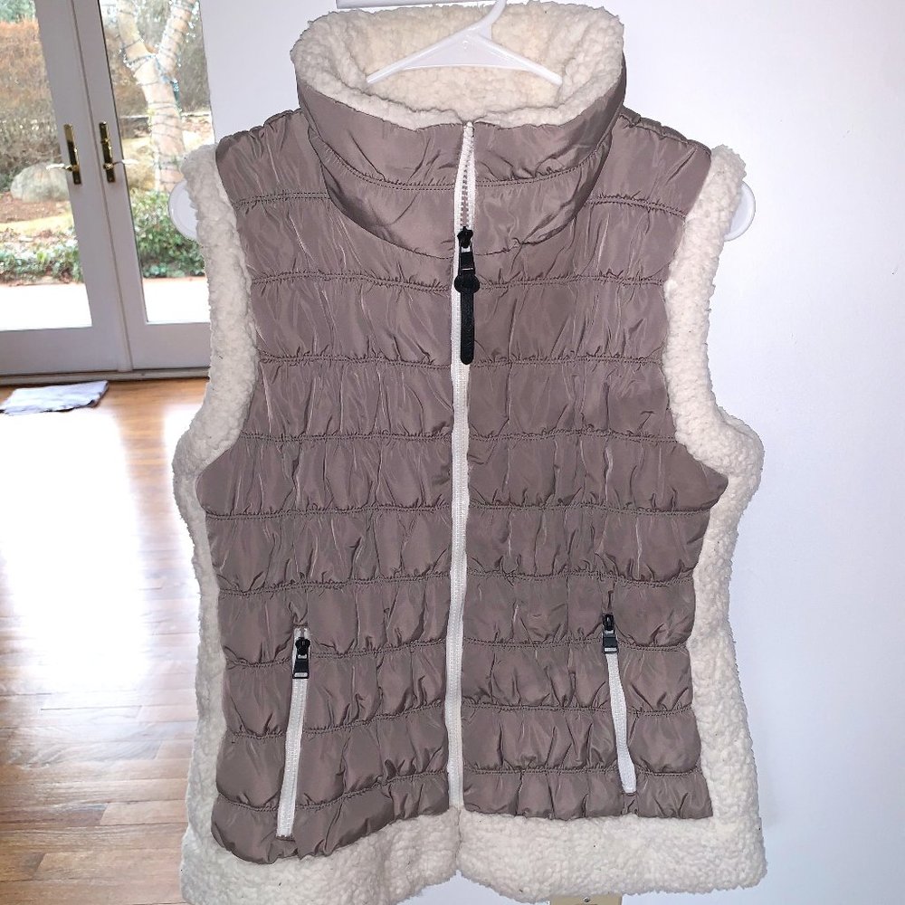 Calvin Klein Performance Vest (Size XL)